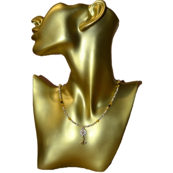 Naszyjnik handmade z  jadeitu , czarnego turmalinu i masy perłowej .